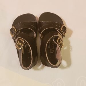 Sun sans toddler sandals